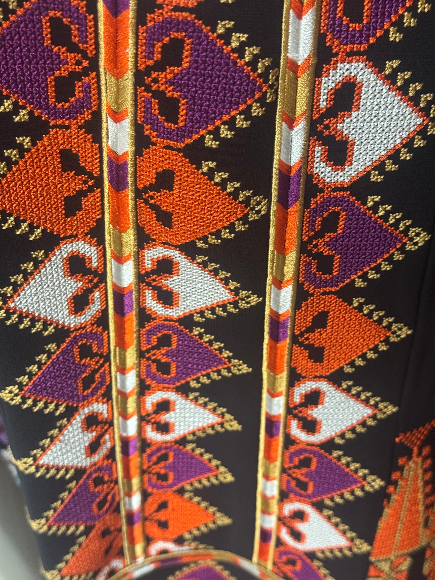 Black fabric thobe