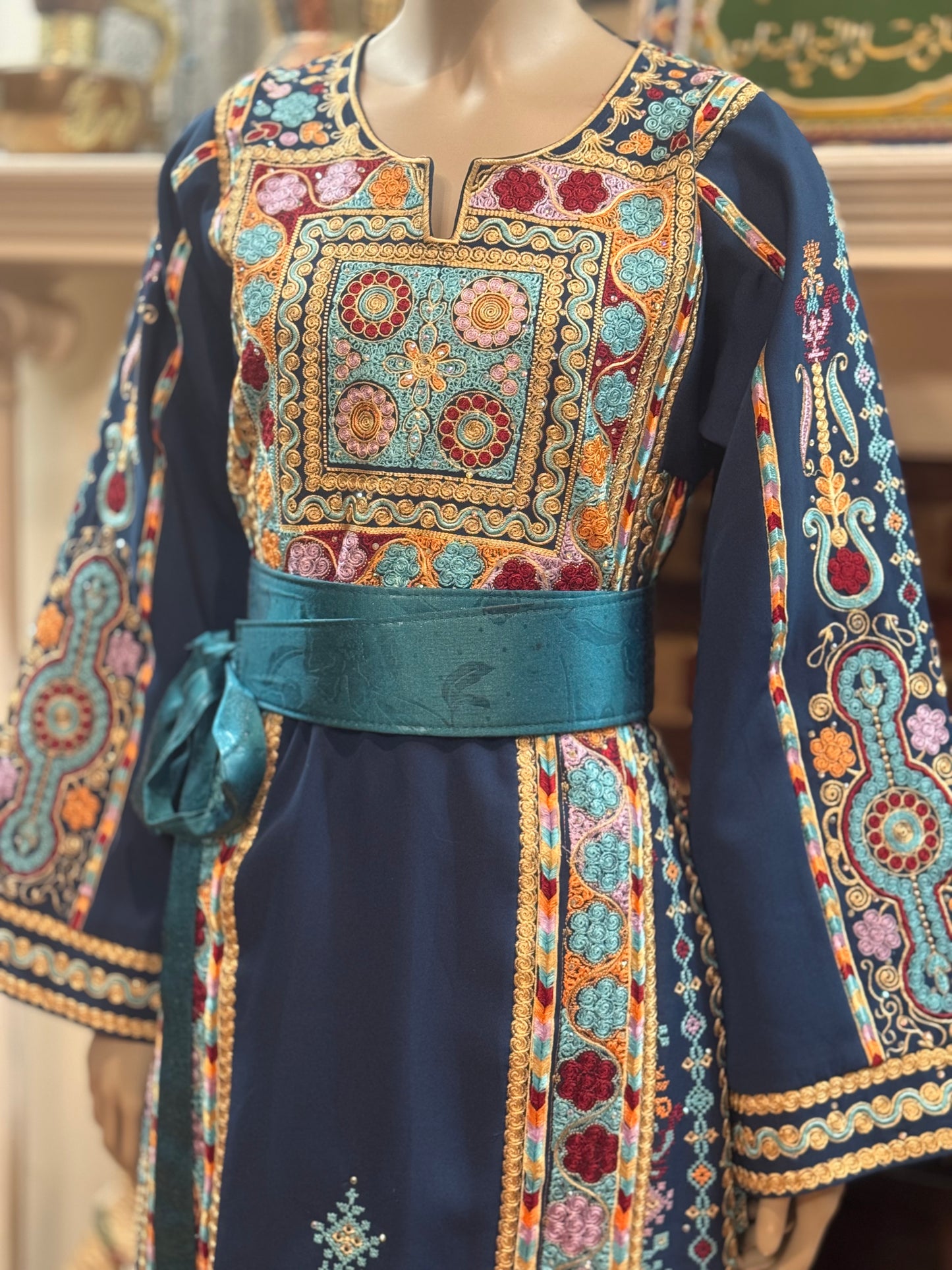 Deep Navy blue fabric thobe