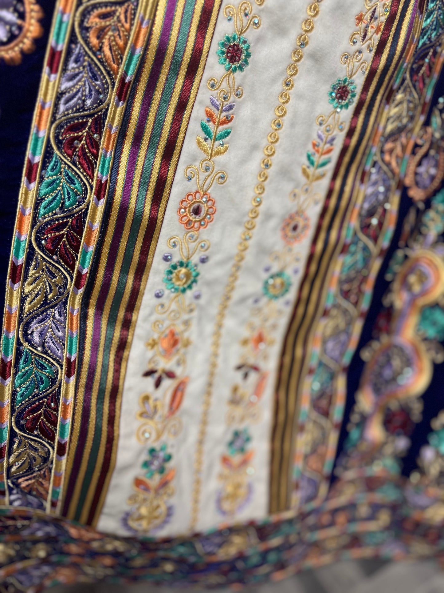 Luxurious royal blue and white velvet Malacca.