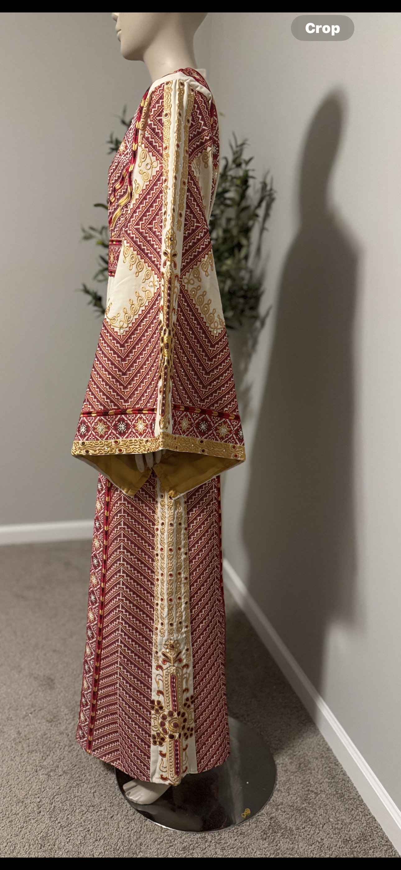 Cream fabric thobe with kassb