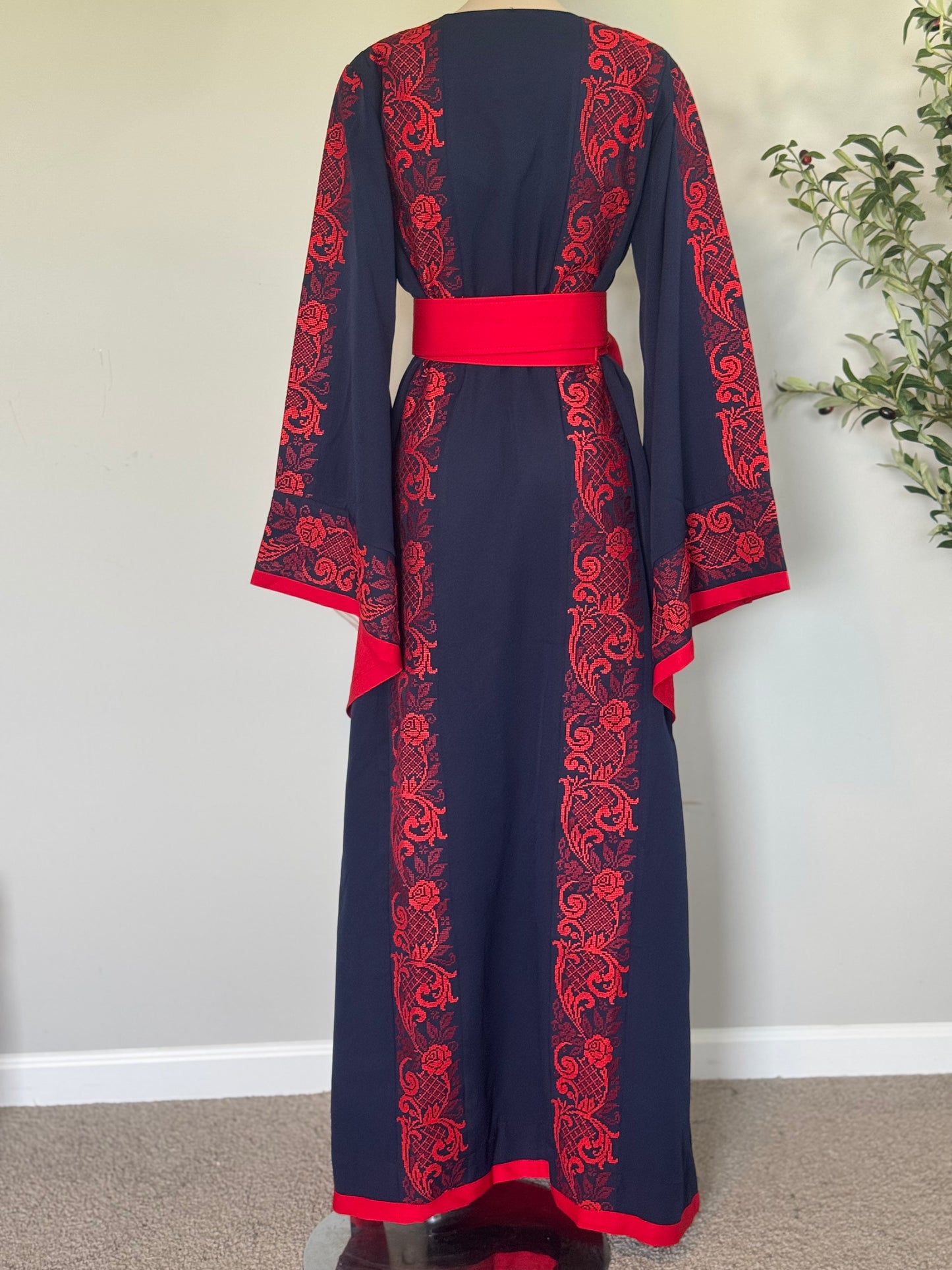 Elegant navy blue thobe