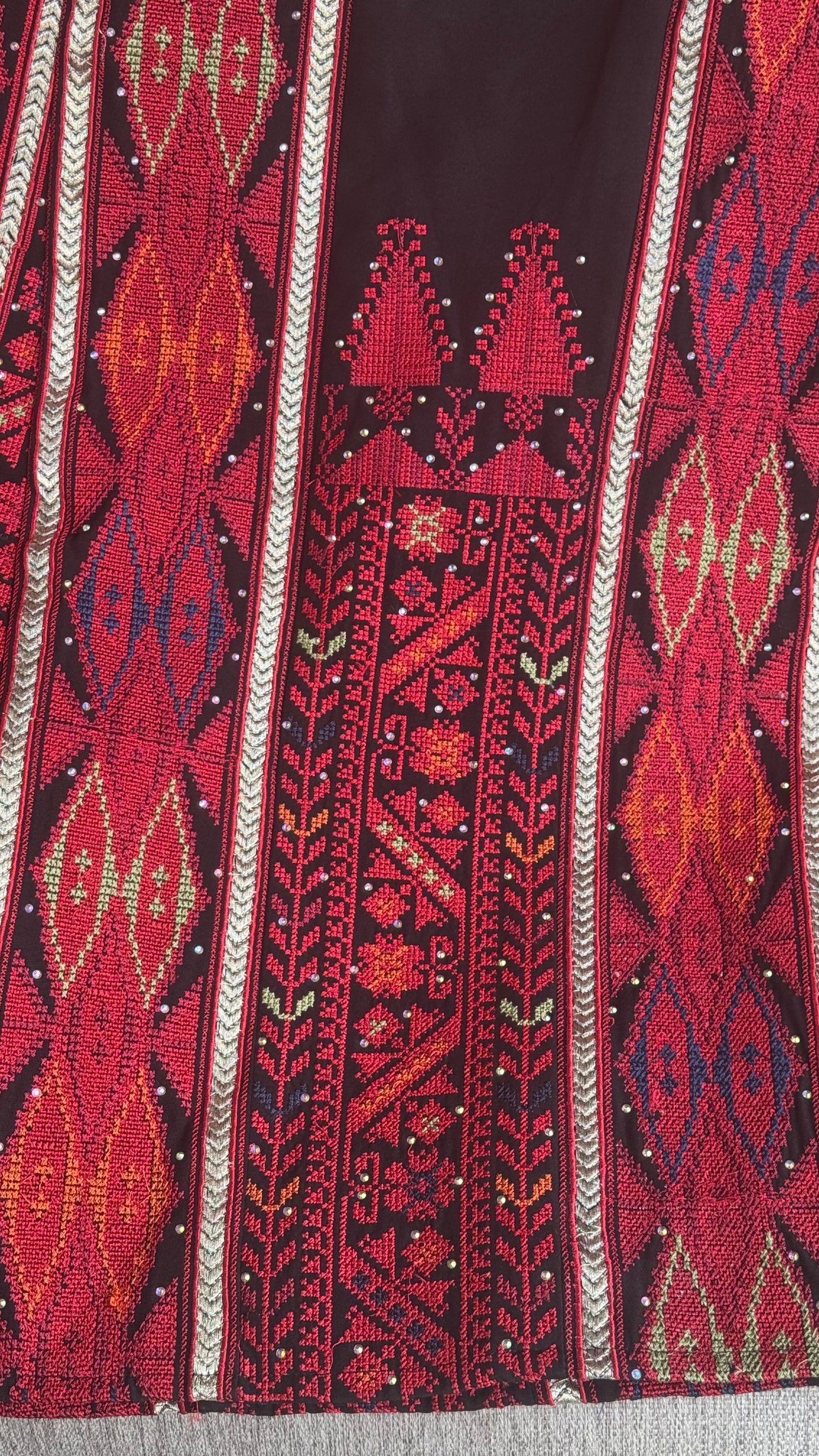 Black and  Red Embroidered Thobe