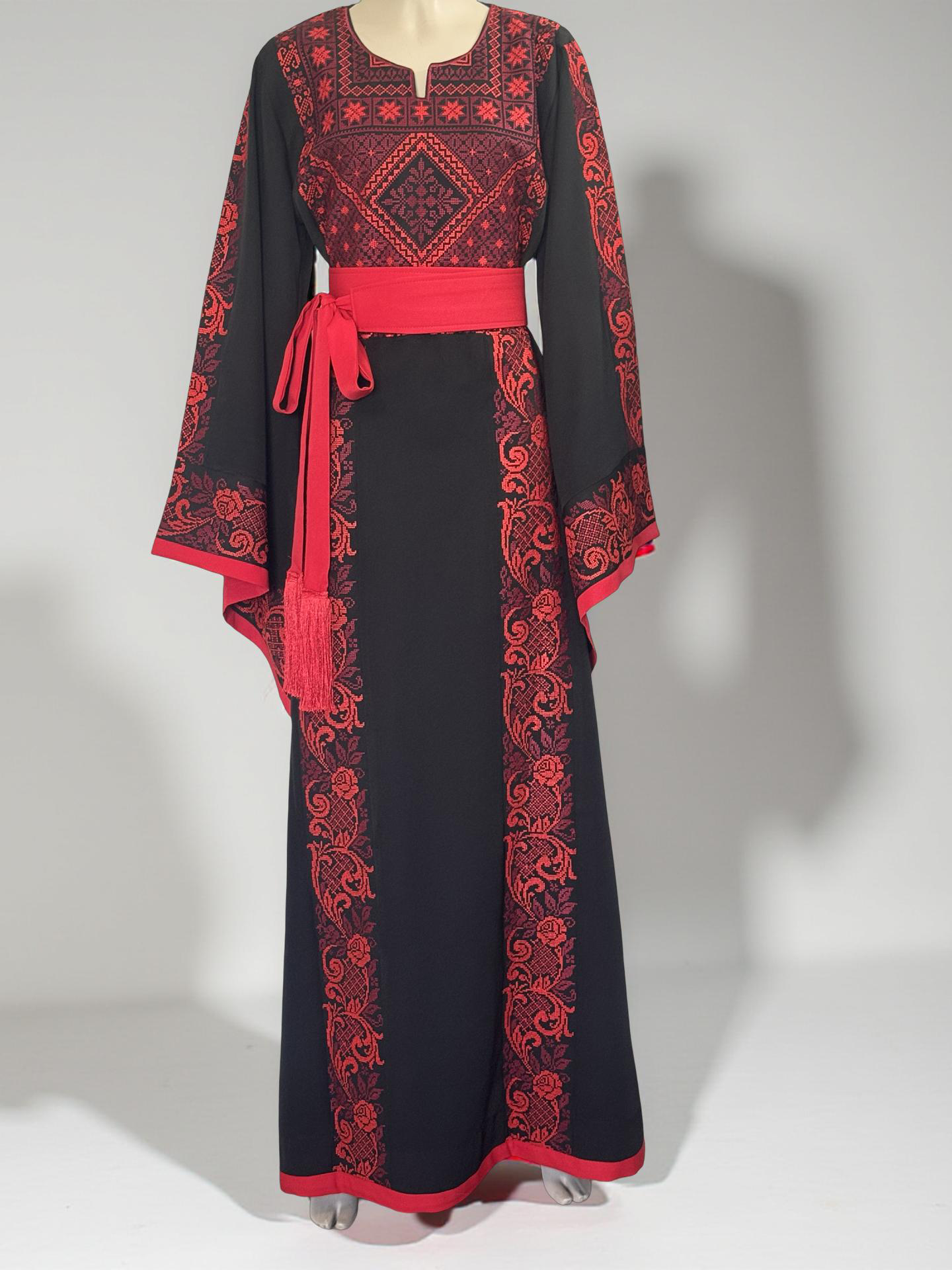 Elegant black thobe