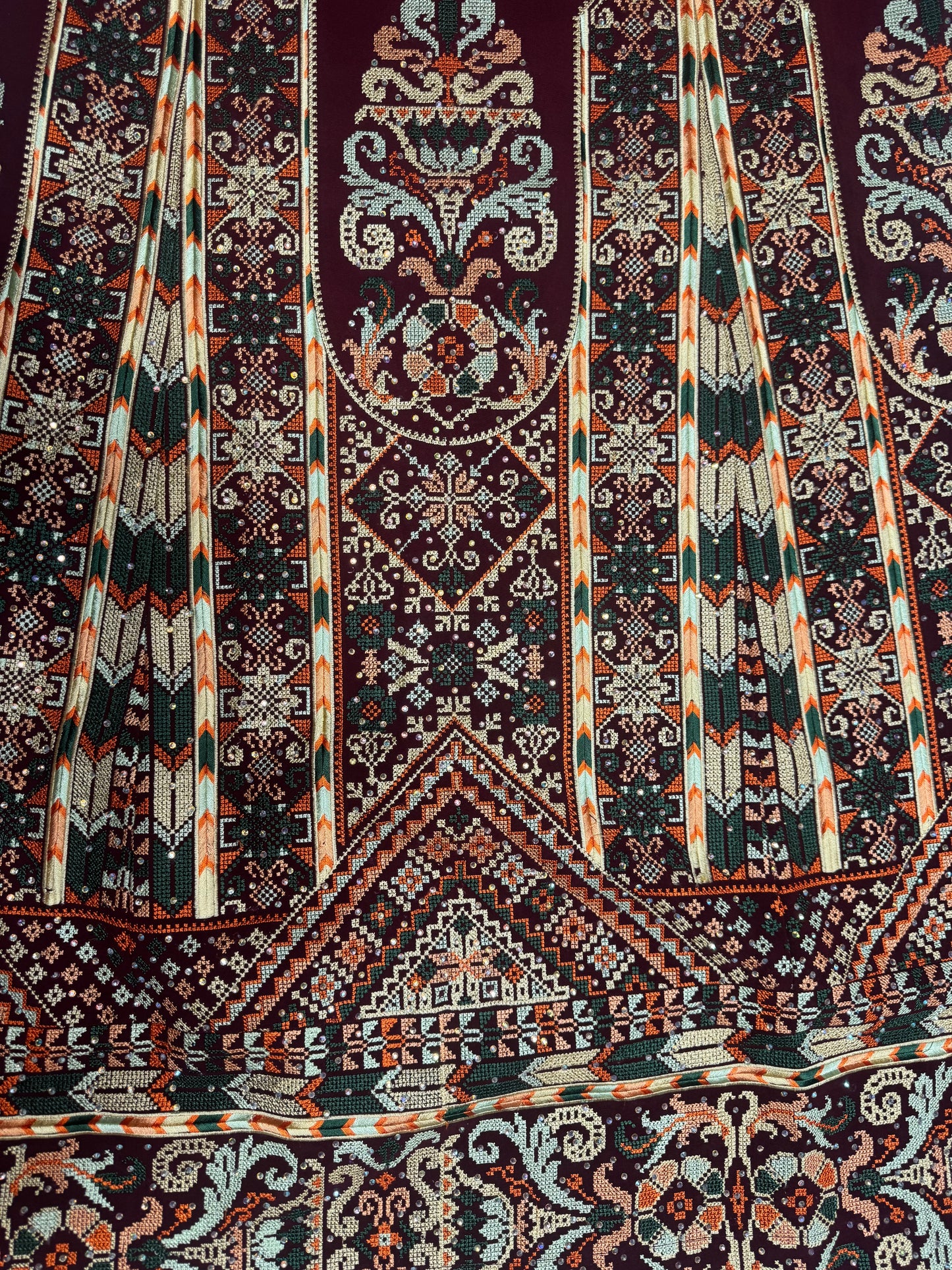 Burgundy fabric thobe