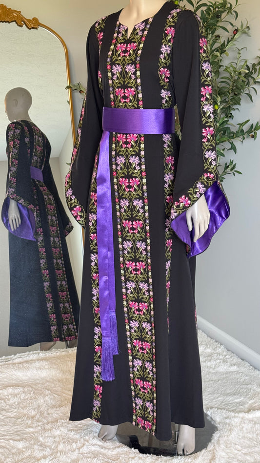 Black and purple embroidered dress/ thobe