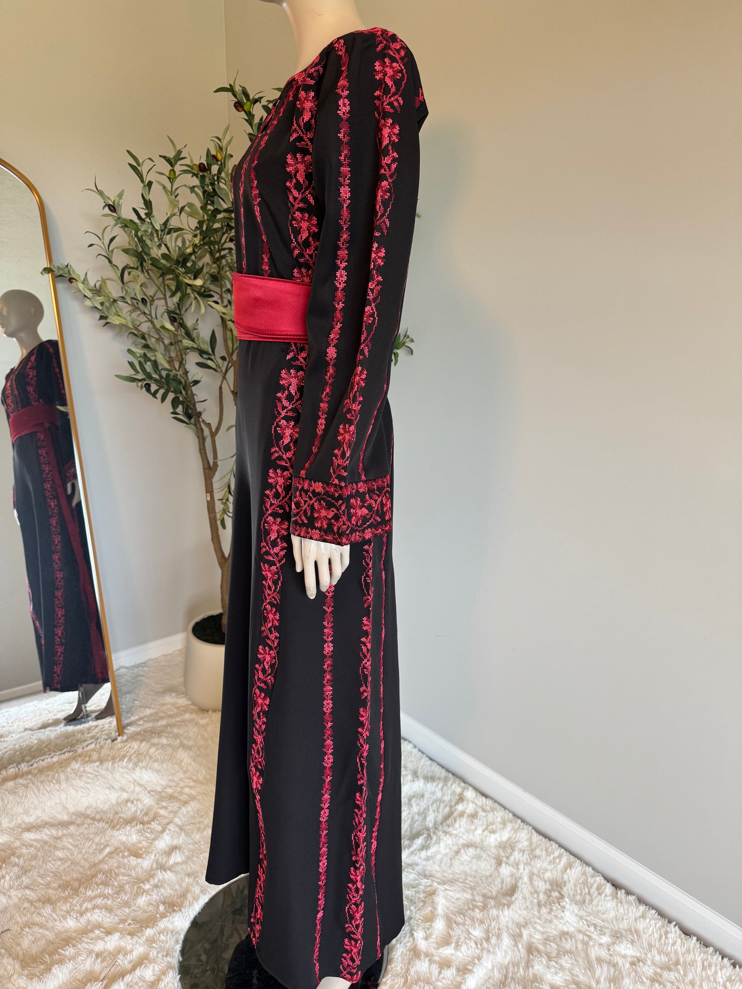 Black embroidered thobe