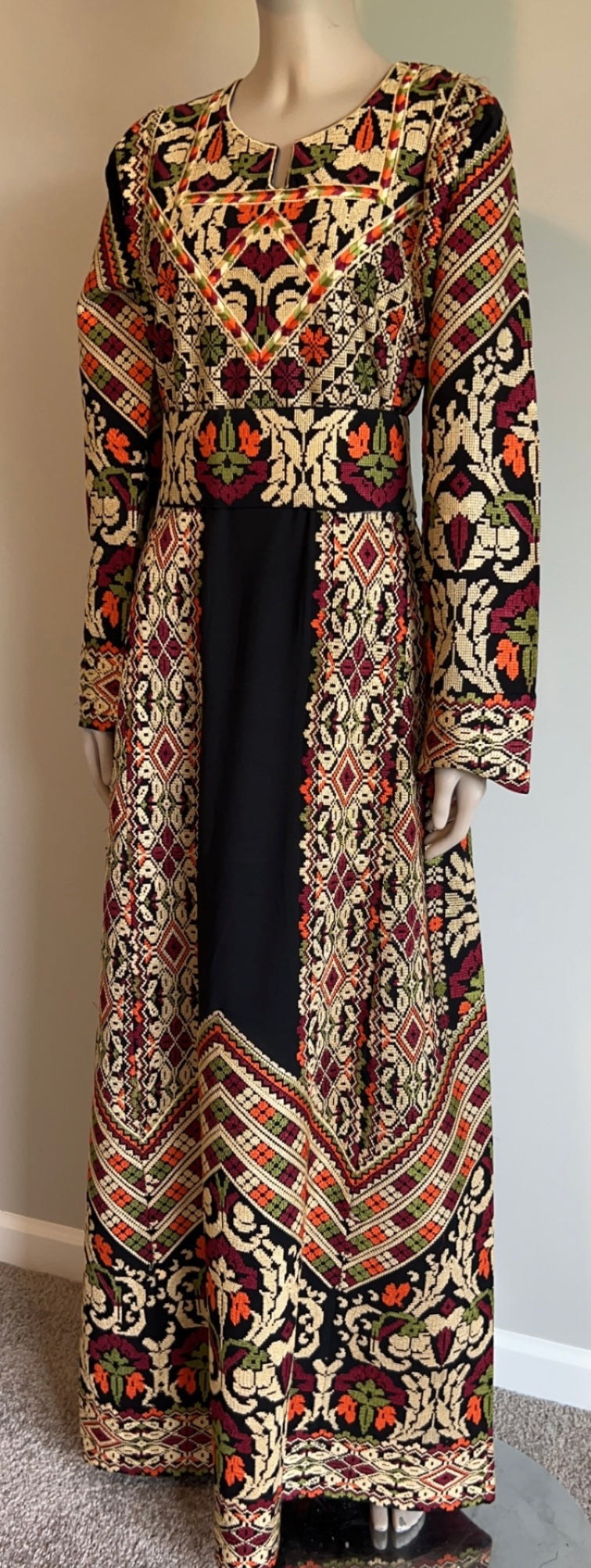 Black thobe with beautiful embroidery